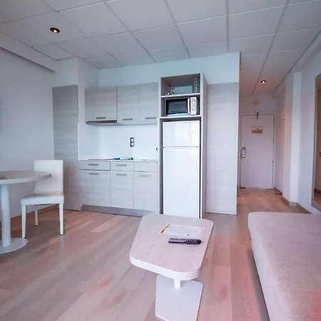 Servatur Ośrodek wypoczynkowy 3*